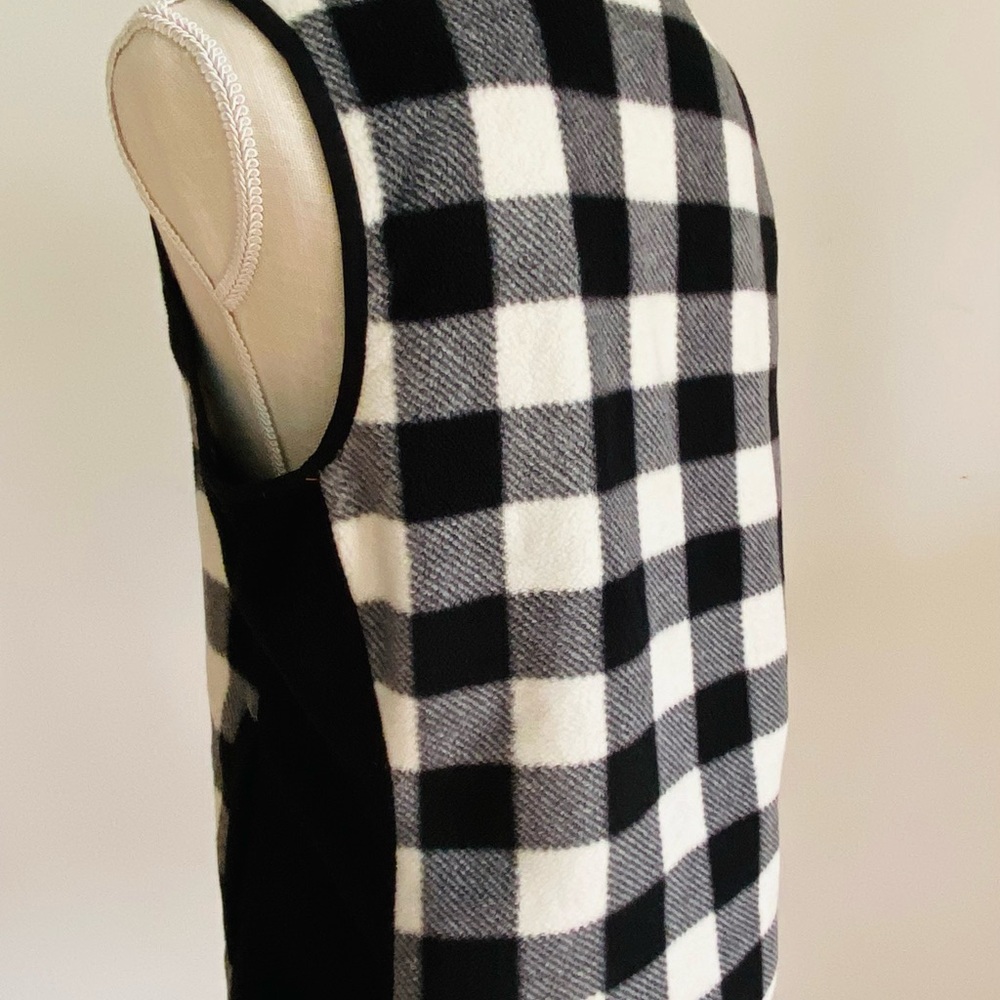 Chaps Black & White Checked Fleece Vest Full Zipper Size M with Pockets - Picture 9 of 16